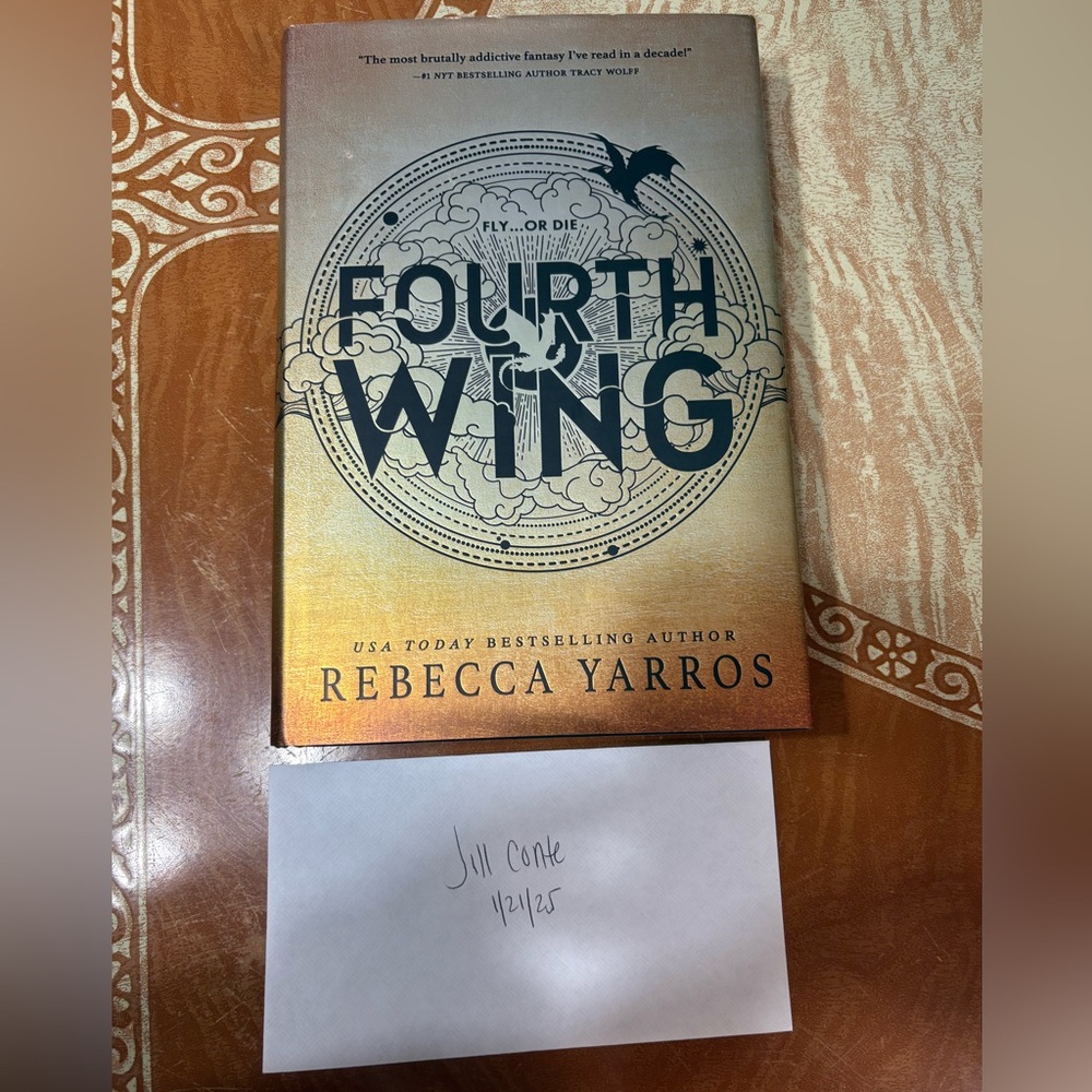 Fourth Wing Target exclusive; sprayed edges
May 2023 1st edition print China